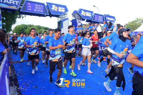 Race photo from Isoplus Run 2024 Surabaya