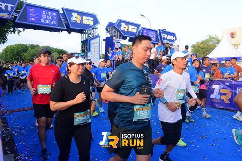 Race photo from Isoplus Run 2024 Surabaya