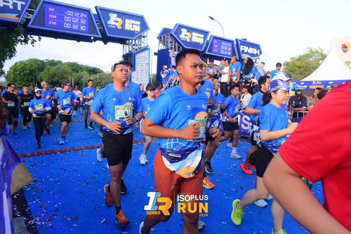 Race photo from Isoplus Run 2024 Surabaya