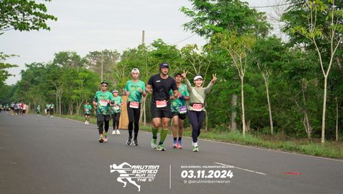 Race photo from Arutmin Borneo Run 2024