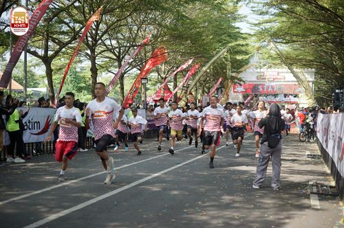Race photo from Kediri Half Marathon 2024
