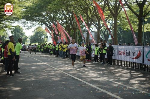 Race photo from Kediri Half Marathon 2024