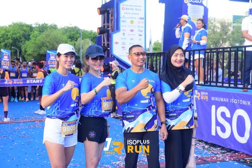 Race photo from Isoplus Run 2024 Surabaya