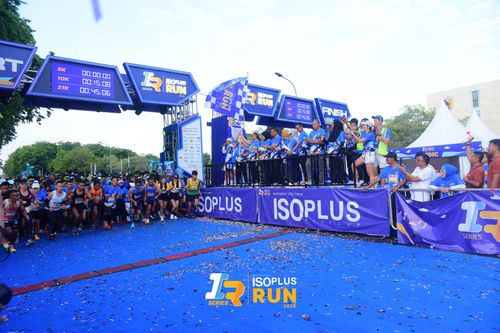 Race photo from Isoplus Run 2024 Surabaya
