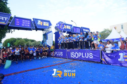 Race photo from Isoplus Run 2024 Surabaya