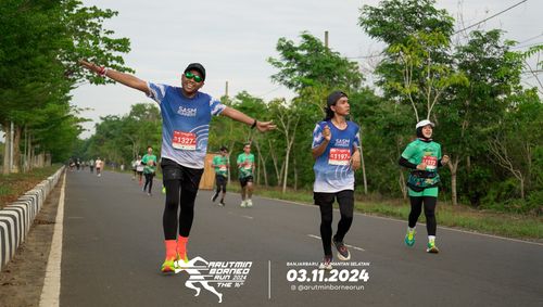 Race photo from Arutmin Borneo Run 2024