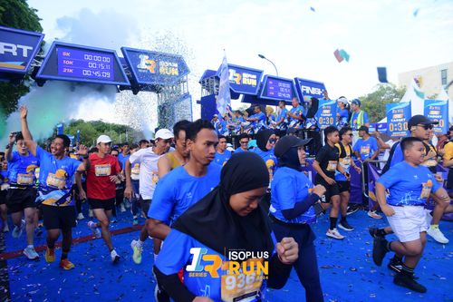 Race photo from Isoplus Run 2024 Surabaya