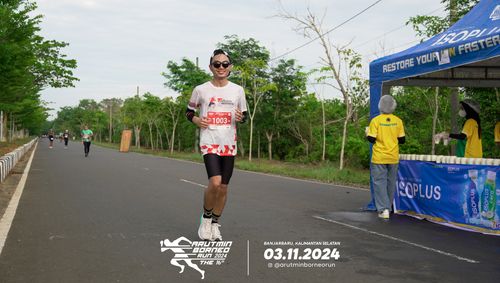 Race photo from Arutmin Borneo Run 2024