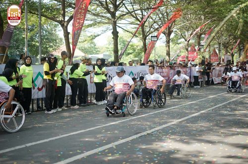 Race photo from Kediri Half Marathon 2024