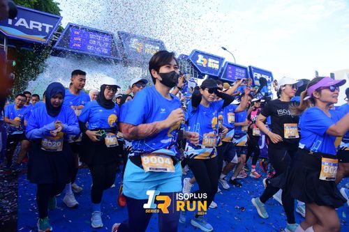 Race photo from Isoplus Run 2024 Surabaya