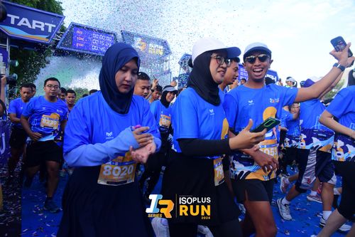 Race photo from Isoplus Run 2024 Surabaya