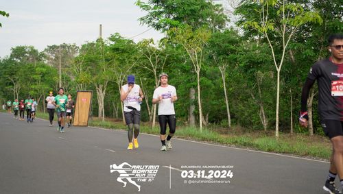Race photo from Arutmin Borneo Run 2024
