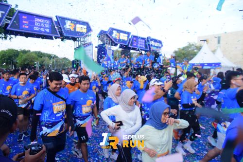 Race photo from Isoplus Run 2024 Surabaya