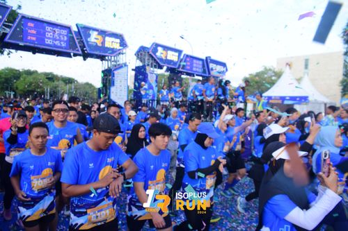 Race photo from Isoplus Run 2024 Surabaya