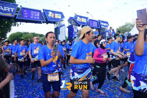 Race photo from Isoplus Run 2024 Surabaya