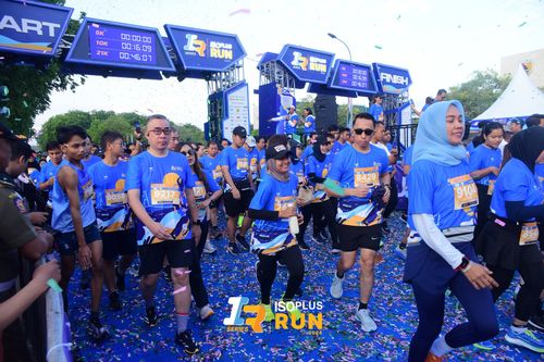Race photo from Isoplus Run 2024 Surabaya