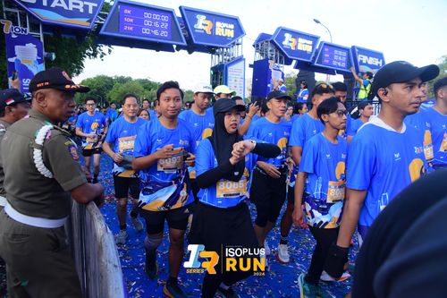 Race photo from Isoplus Run 2024 Surabaya