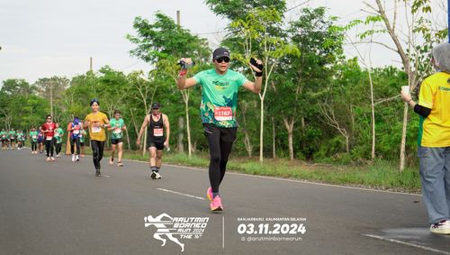 Race photo from Arutmin Borneo Run 2024