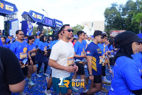 Race photo from Isoplus Run 2024 Surabaya