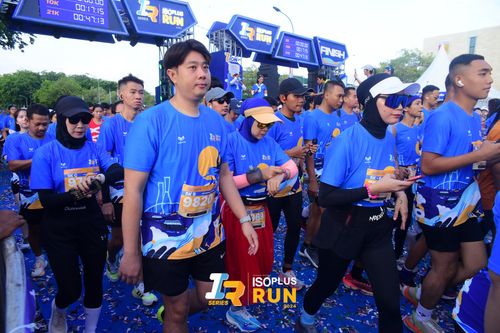 Race photo from Isoplus Run 2024 Surabaya