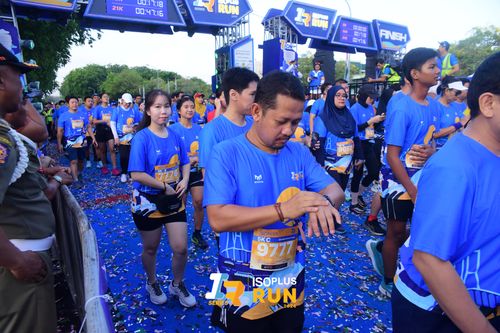Race photo from Isoplus Run 2024 Surabaya
