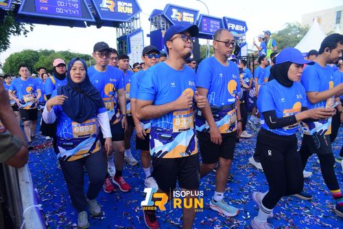 Race photo from Isoplus Run 2024 Surabaya