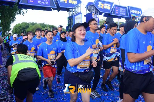 Race photo from Isoplus Run 2024 Surabaya