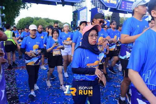 Race photo from Isoplus Run 2024 Surabaya