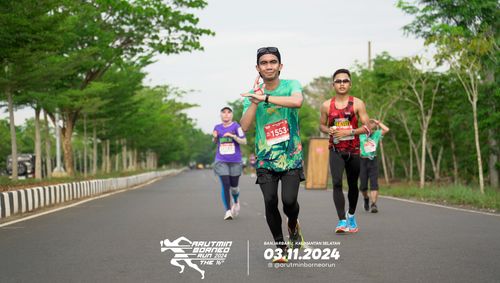 Race photo from Arutmin Borneo Run 2024