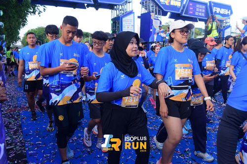 Race photo from Isoplus Run 2024 Surabaya