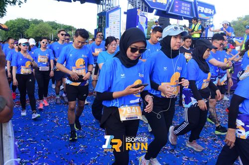 Race photo from Isoplus Run 2024 Surabaya