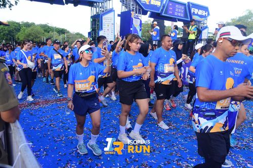 Race photo from Isoplus Run 2024 Surabaya