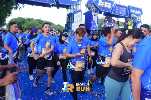 Race photo from Isoplus Run 2024 Surabaya