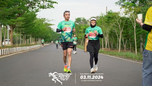 Race photo from Arutmin Borneo Run 2024