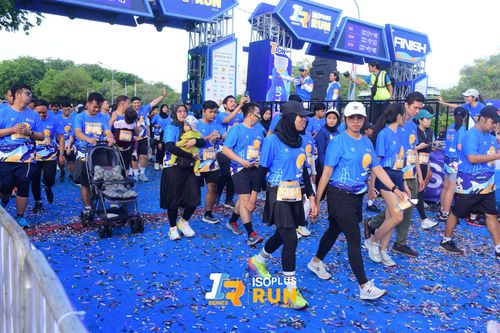 Race photo from Isoplus Run 2024 Surabaya