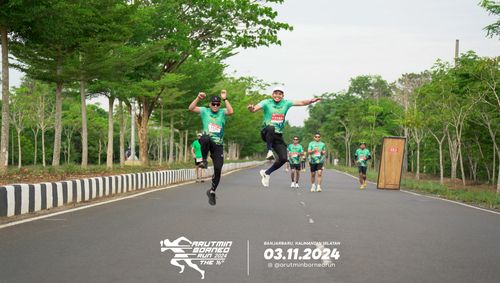 Race photo from Arutmin Borneo Run 2024