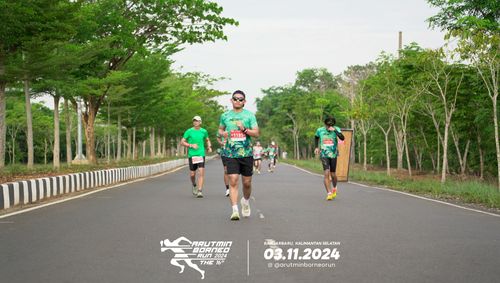 Race photo from Arutmin Borneo Run 2024