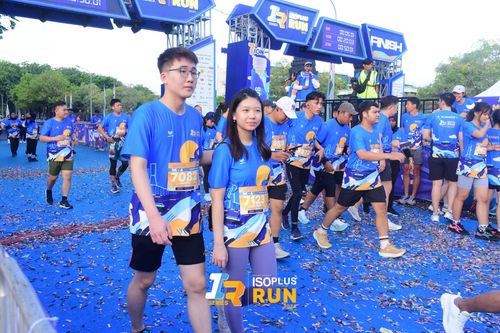 Race photo from Isoplus Run 2024 Surabaya