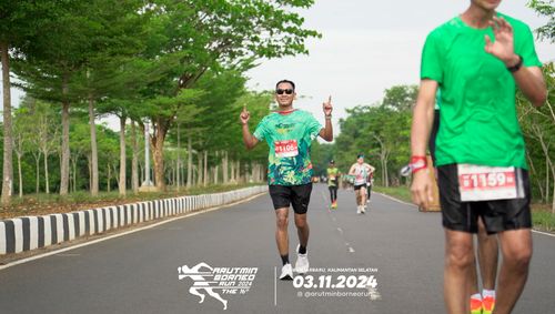 Race photo from Arutmin Borneo Run 2024