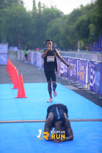 Race photo from Isoplus Run 2024 Surabaya