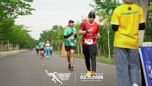 Race photo from Arutmin Borneo Run 2024