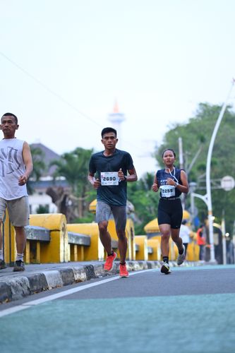 Race photo from KEMLU RUN 2025