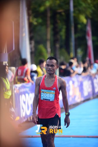 Race photo from Isoplus Run 2024 Surabaya