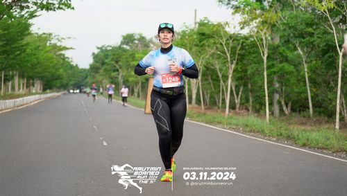 Race photo from Arutmin Borneo Run 2024