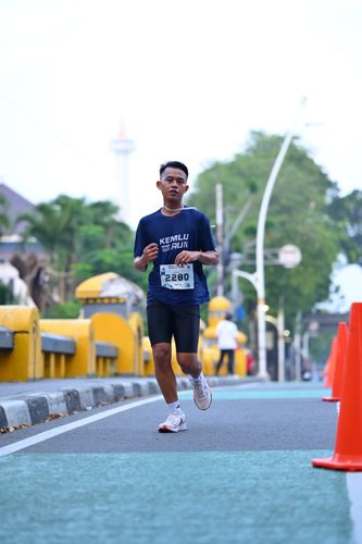 Race photo from KEMLU RUN 2025