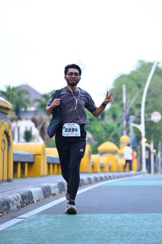 Race photo from KEMLU RUN 2025