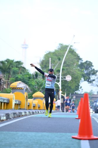 Race photo from KEMLU RUN 2025