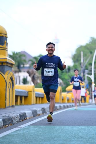 Race photo from KEMLU RUN 2025
