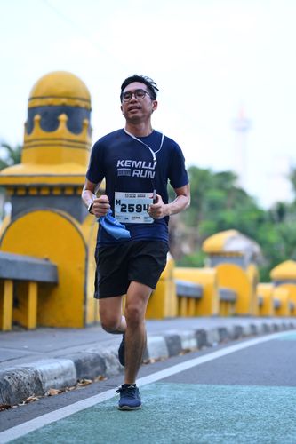 Race photo from KEMLU RUN 2025