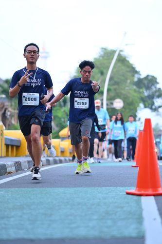 Race photo from KEMLU RUN 2025